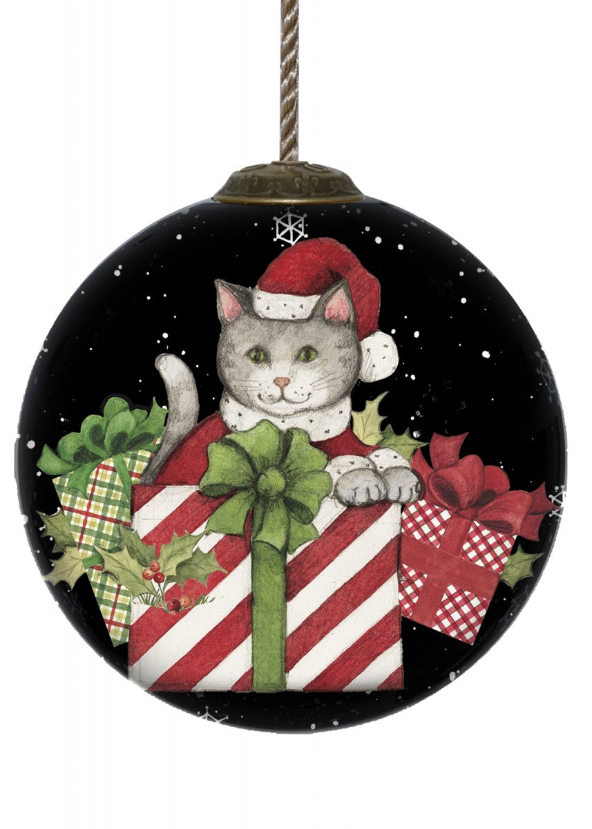2011074-ChristmasCat